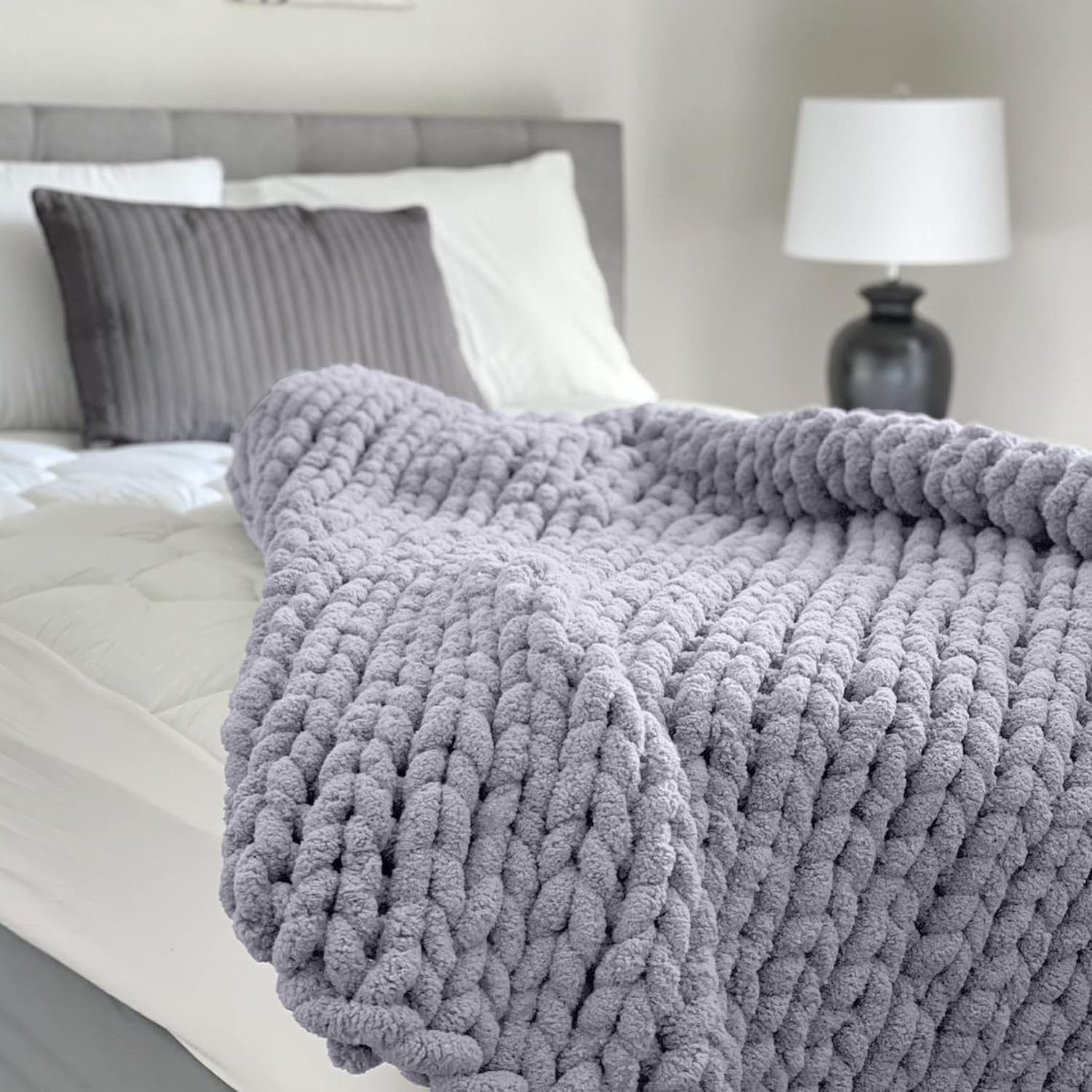Coperta a maglia grossa, plaid, 100% lavorata a mano con filato di ciniglia jumbo (127 X 152,4 cm, grigio lilla) Letti e coperte Adyrescia