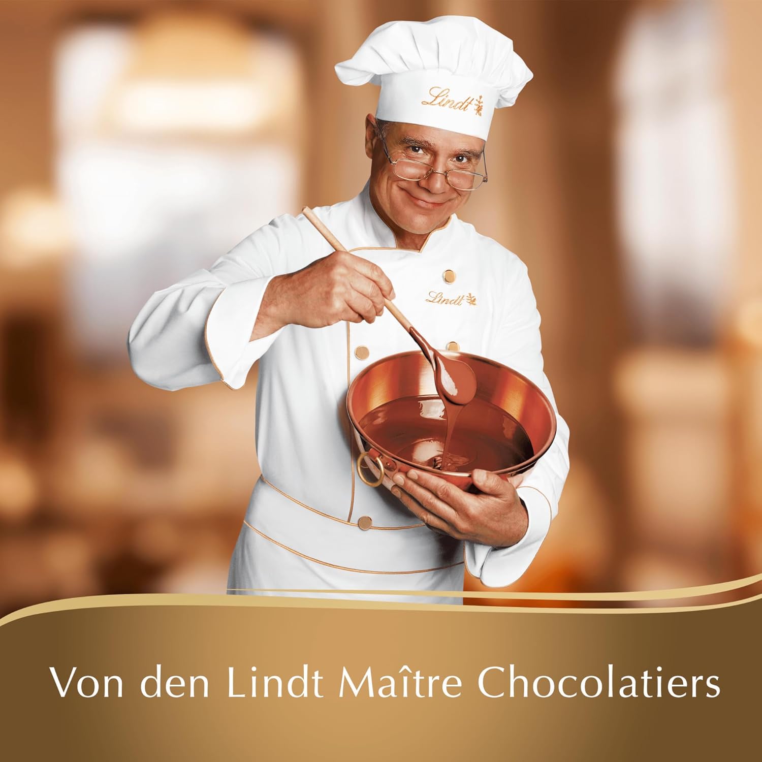 Lindt Creation Hazelnut De Luxe Bar - Cioccolato fondente con nocciole croccanti in un ripieno cremoso