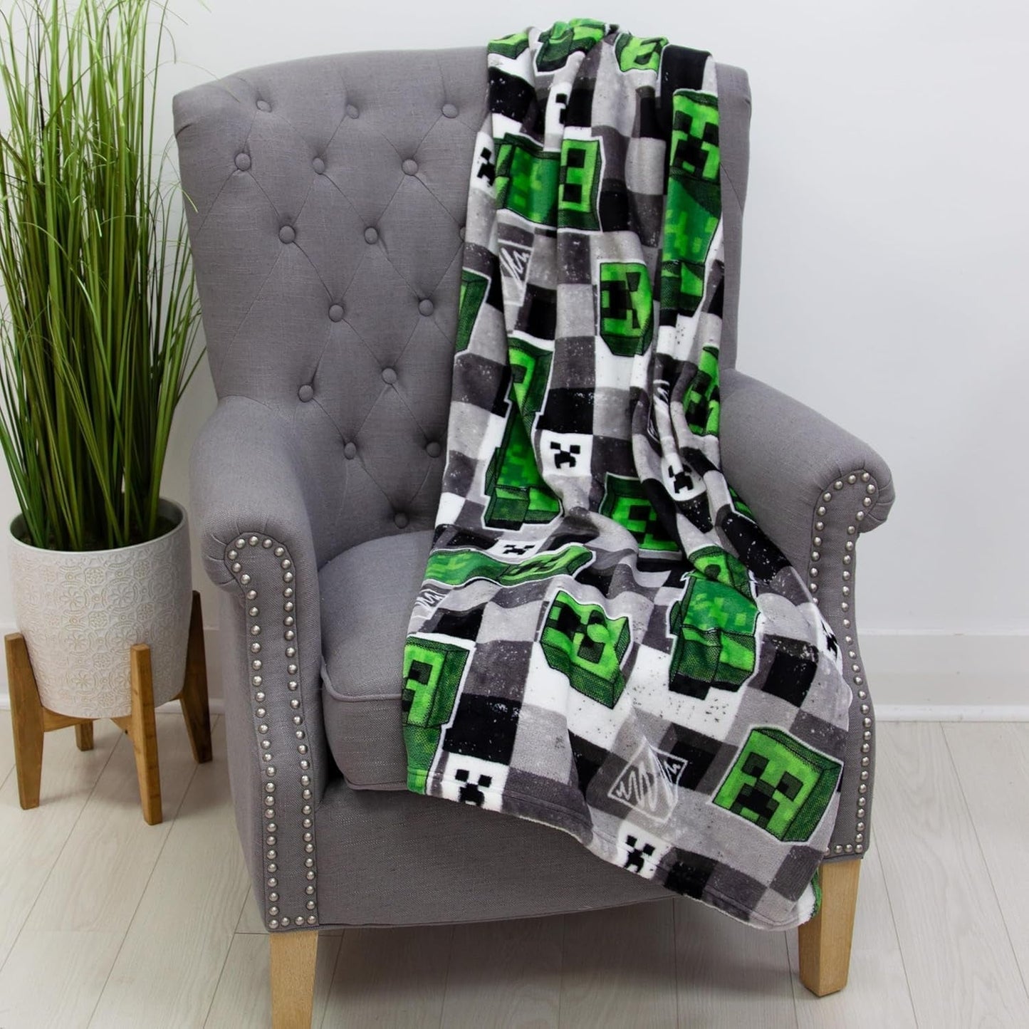 Coperta in pile ufficiale Minecraft World dei personaggi | Design Scribble reversibile su 2 lati, coperta super morbida e calda. Letti e coperte Besuche den Character World-Store