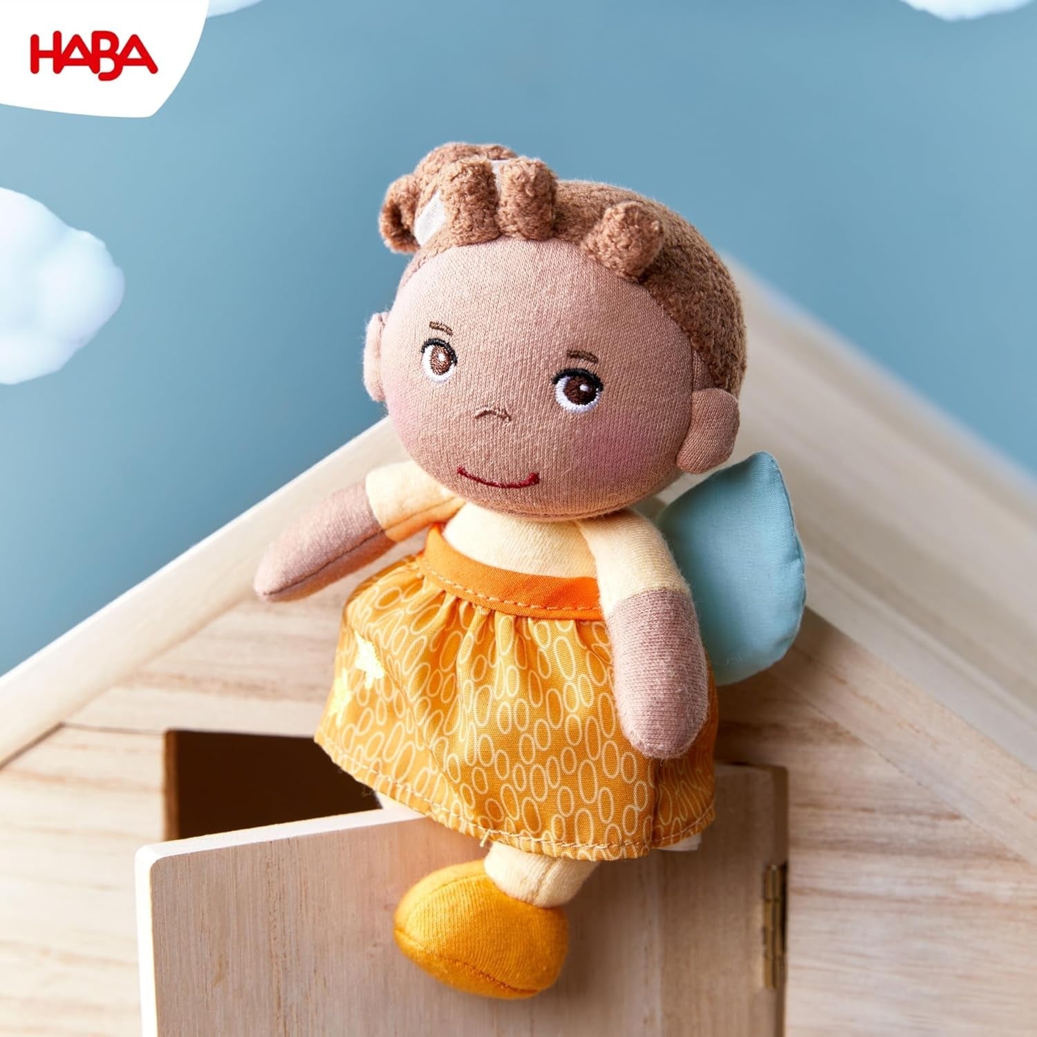 HABA Angelo custode Holly - Bambola in morbida stoffa (15 cm), regalo di benvenuto perfetto per neonati e bambini piccoli - Lavabile a 30 °C - 2011871001
