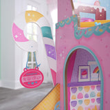 Kidkraft Candy Castle Casa delle Bambole in Legno con Mobili e Accessori, Casetta Lama Unicorno, Sollevatore Torta Gelato e Sedia in Gomma per Bambole, Giocattolo per 3 Anni, 20242 Naty Shop Dollhouses