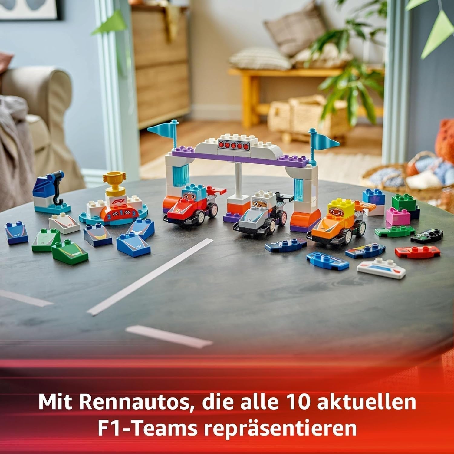 Auto da corsa del team F1 LEGO DUPLO Town con piloti, giocattolo da costruzione per tutta la famiglia, esperienza di gioco fantasiosa, regalo di compleanno per bambini, ragazzi e ragazze a partire da 2 anni 10445 Set da costruzione Besuche den LEGO-Store