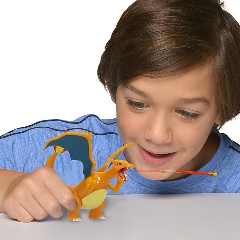 Pokémon PKW0368 - Battle Feature Figure - Glurak Figura mobile ufficiale 11,5 cm Action figure Naty Shop
