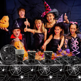 Set di posate di carta Halloween Spider da 49 pezzi, comprensivo di piatti, tovaglioli, bicchieri e tovaglia. Set stoviglie nero con piatti dessert, tovaglioli e bicchieri.
