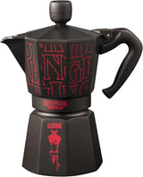 Bialetti Moka Express Stranger Things Caffettiera da 6 tazze, Tasto Musica con Funzione di Ricarica USB-C, Non Adatta ai Piani di Cottura a Induzione, 6 Tazze (270ml), Nero