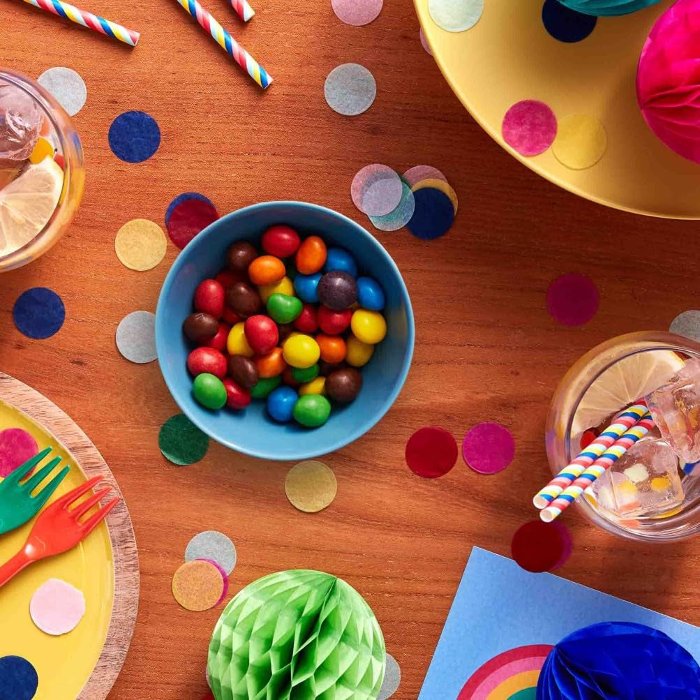 CONTENUTO: Busta da 363g di cioccolato M&M'S, la migliore qualità grazie agli ingredienti selezionati