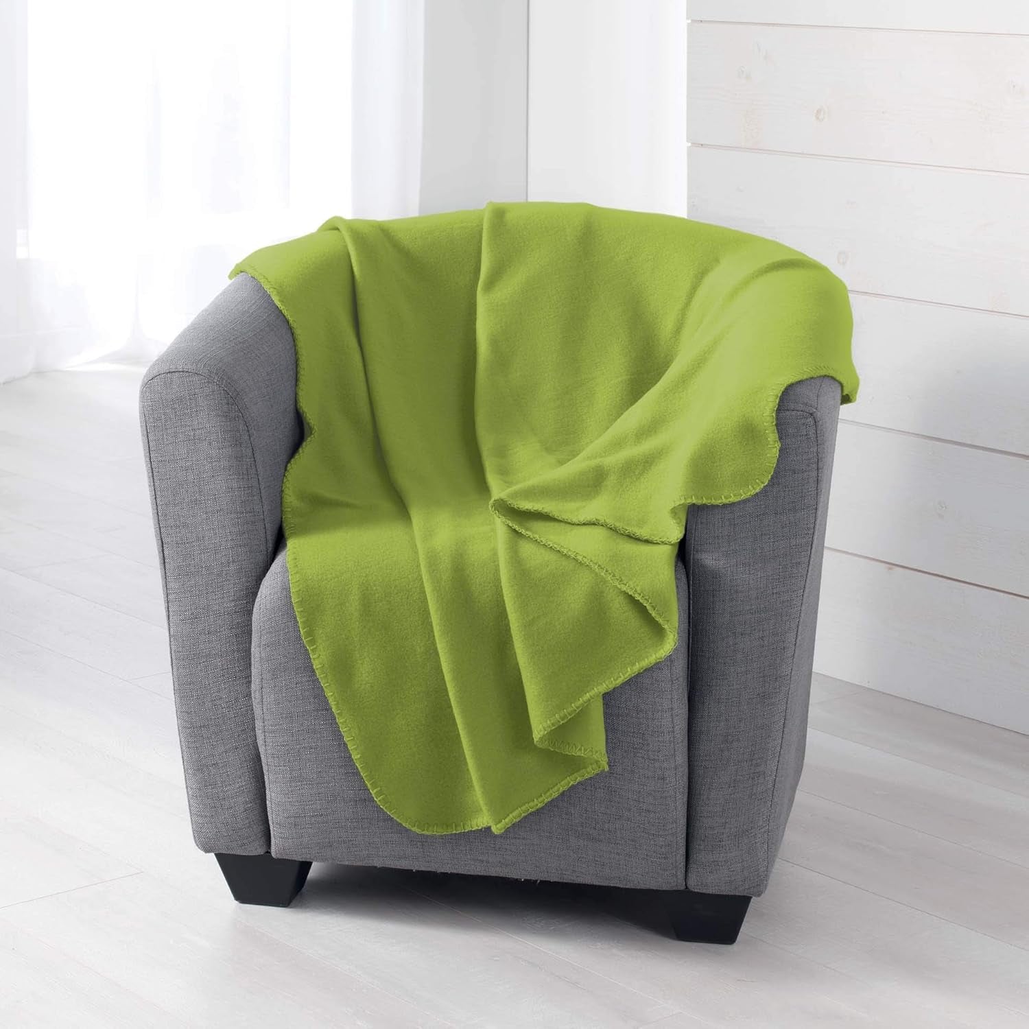 Douceur D'Intérieur, coperta in pile Milou rosa antico, 125 X 150 Cm Letti e coperte Douceur d'Intérieur Oliva 125 X 150 Cm