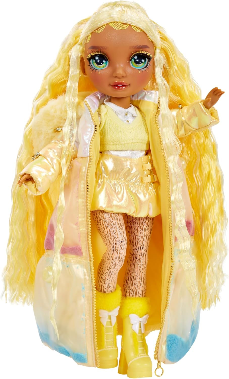 Rainbow High Winter Wonderland - Sunny (Giallo) - Bambola alla moda con pupazzo di neve gonfiabile con acqua magica nascosta da 28 cm con set pupazzo di neve, adatta per bambini e collezionisti di 4-12 anni