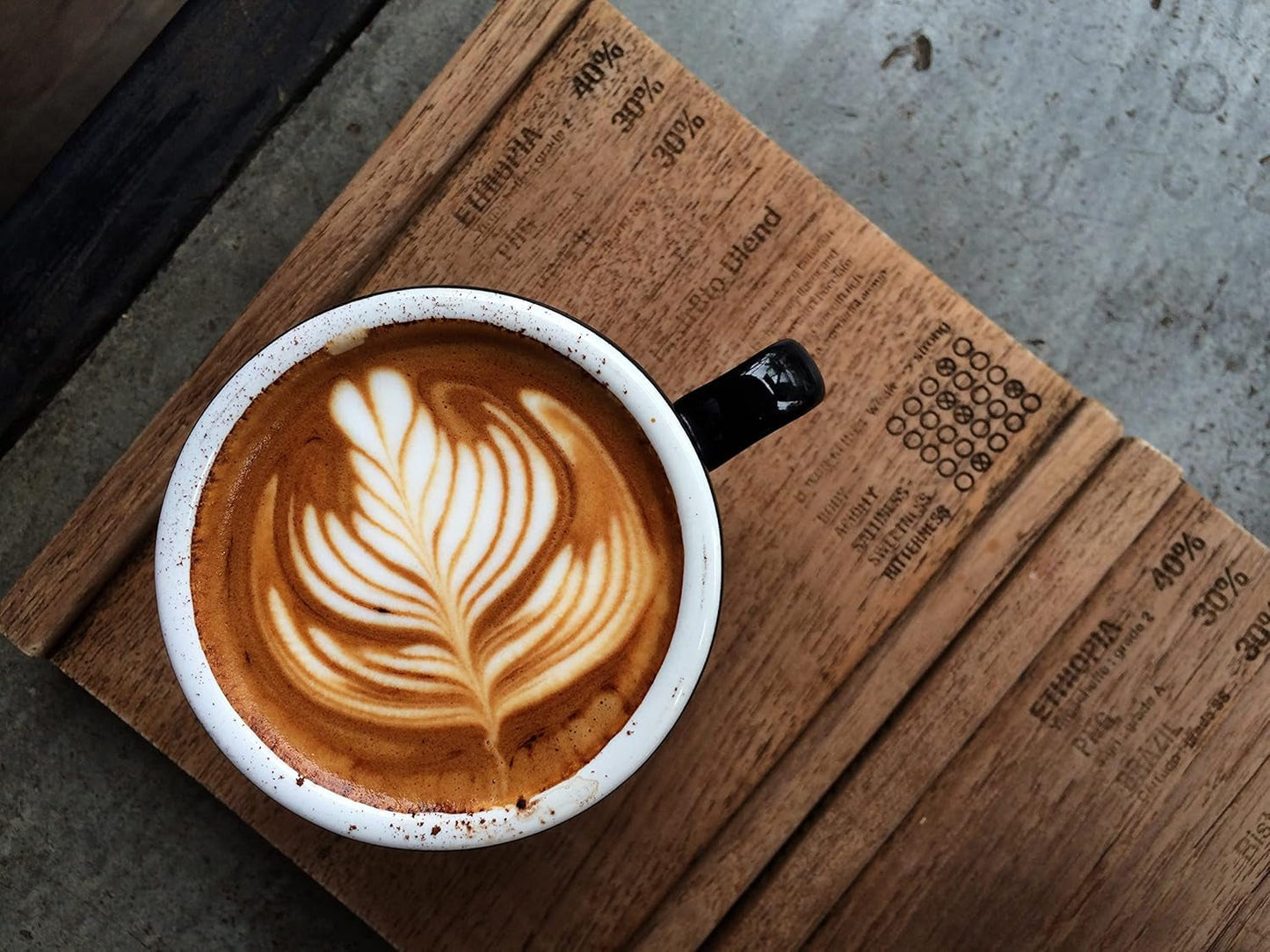 Espresso Kaffeebohnen strong 500g, Barista Kaffee schokoladig und säurearm, Espressobohnen, Bohnenkaffee mit Arabica und Robusta, crema fine, ideale per cappuccino
