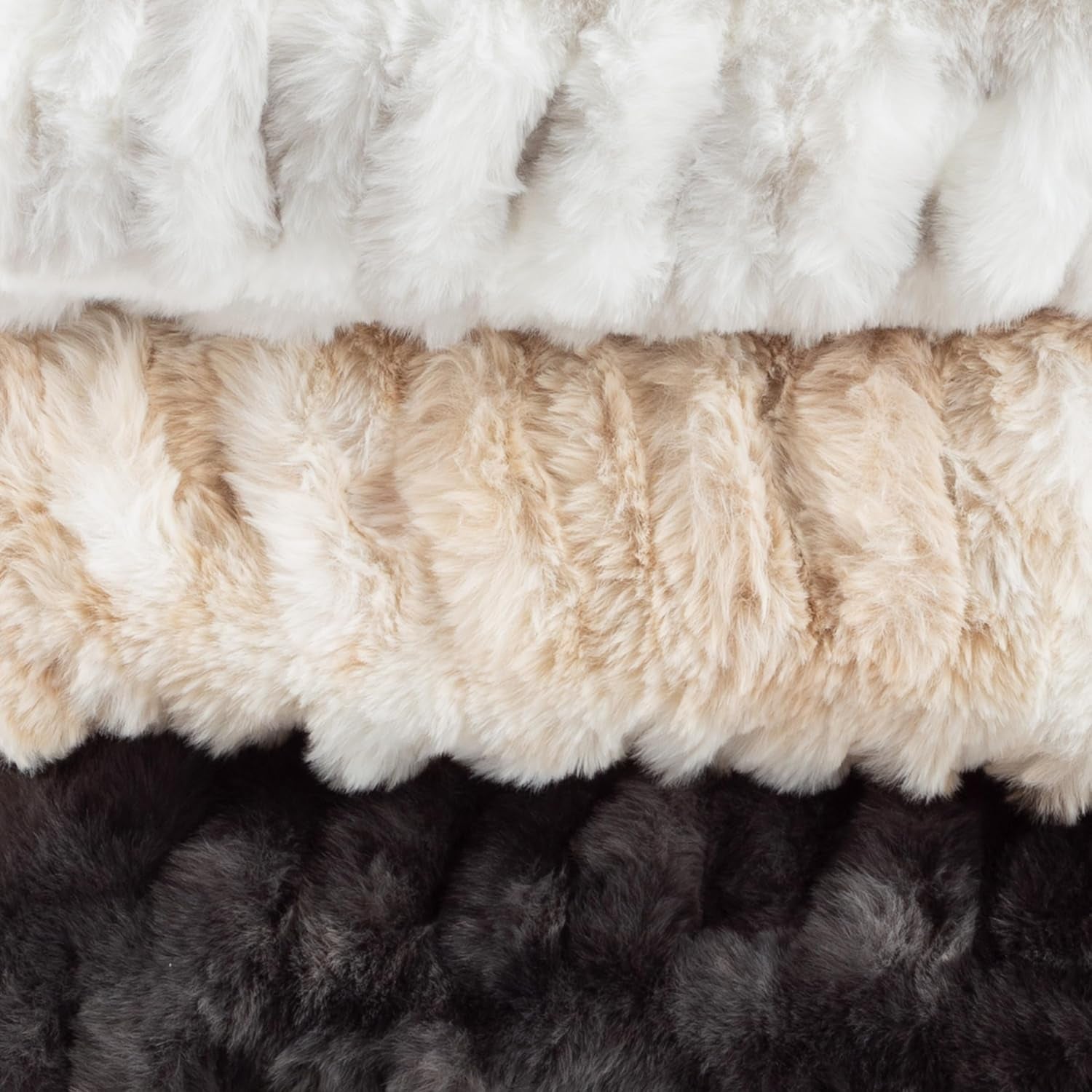 Lavish Home Coperta Gerüschte Oversize in Pelliccia Sintetica, 152,4 X 203,2 Cm, Pelliccia Sintetica Jacquard, Copriletto Queen Size per Letti e Divani, Letti e Coperte Grigie Lavish Home