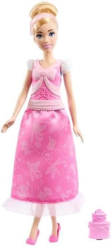Mattel Disney Princess Toys Bambola fashion Cenerentola con 2 abiti, 9 accessori, 2 top con clip e 2 gonne. Poveşti 2 in 1 ispira il film Disney, JCR95