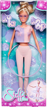 Simba 105733619 - Steffi Love Hula Hoop, bambola giocattolo con tenuta sportiva, hula hoop e funzione meccanica, 29 cm, dai 3 anni in su