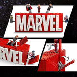 LEGO Marvel: logo e minifigure Marvel - Set da collezione Hulk, Thor, Iron Man, Vedova Nera e Capitan America - Set di costruzione dei personaggi dei Vendicatori - Regalo per ragazzi e ragazze dai 12 anni in su 76313 Set di costruzione Beuche den LEGO-Store