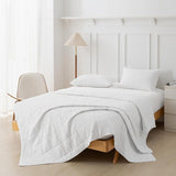 Trapunta estiva 155X220 Trapunta estiva leggera Trapunte 90 GSM Trapunta 155X220Cm Trapunta sottile Utilizzabile senza fodera Trapunta rinfrescante Morbida Accogliente Bianca Trapunte e Trapunte Naty Shop
