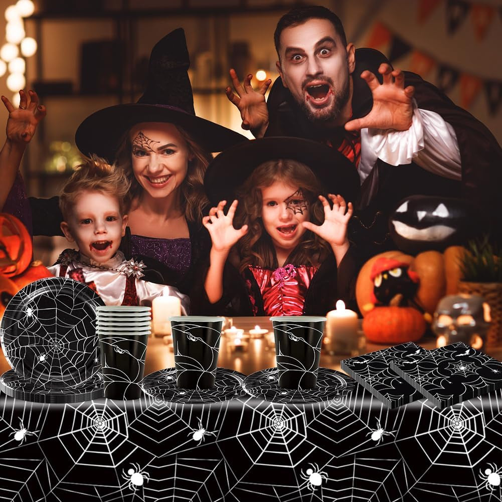 Set di posate di carta Halloween Spider da 49 pezzi, comprensivo di piatti, tovaglioli, bicchieri e tovaglia. Set stoviglie nero con piatti dessert, tovaglioli e bicchieri.