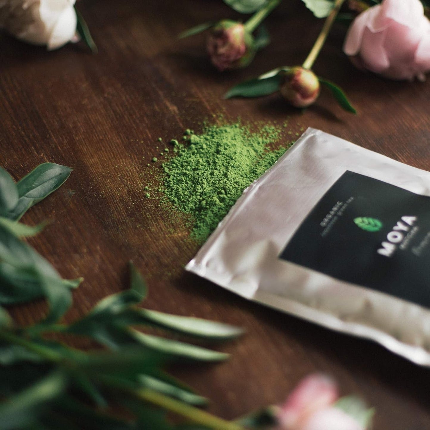 Polvere di tè verde biologico Moya Matcha | 100 g qualità premium per cerimonia | Coltivato e raccolto biologicamente a Uji, in Giappone | Tè verde matcha in polvere | Ideale per la cerimonia giapponese del tè all'acqua