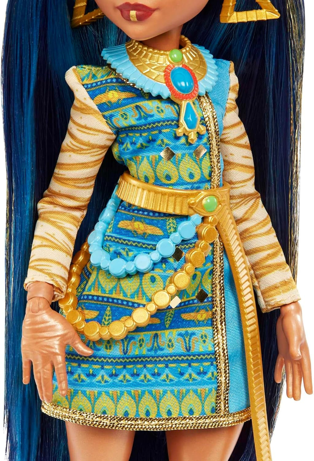 Monster High Cleo de Nile Puppe, Mummie Modepuppe, Königliches Outfit, Killersstiefel, Pyramidenrucksack, Zubehör, für Kinder ab 4 Jahren, HHK54