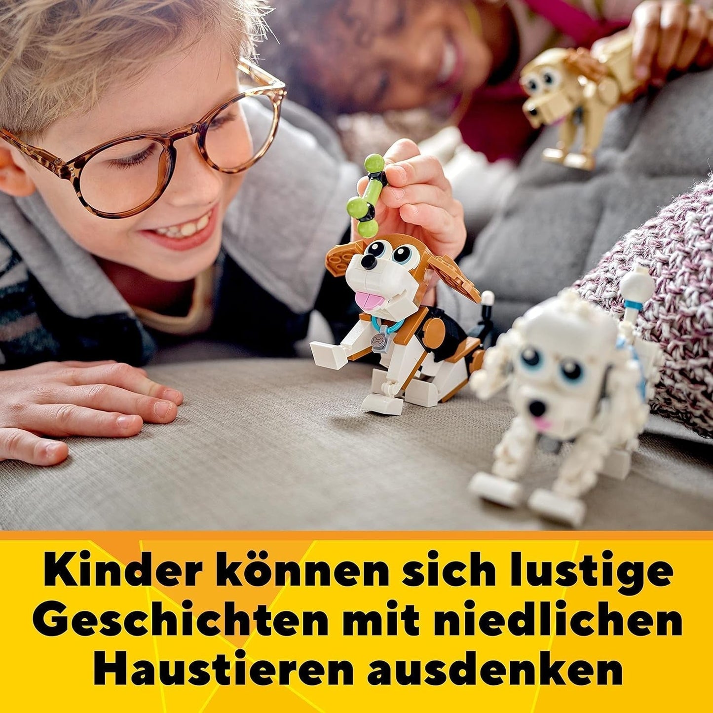 LEGO Creator 31137 Set simpatico cane 3 in 1 con personaggi di animali bassotto, carlino, barboncino e altri, giocattolo per bambini 7+, regalo per gli amanti dei cani Set di costruzione Besuche den LEGO-Store