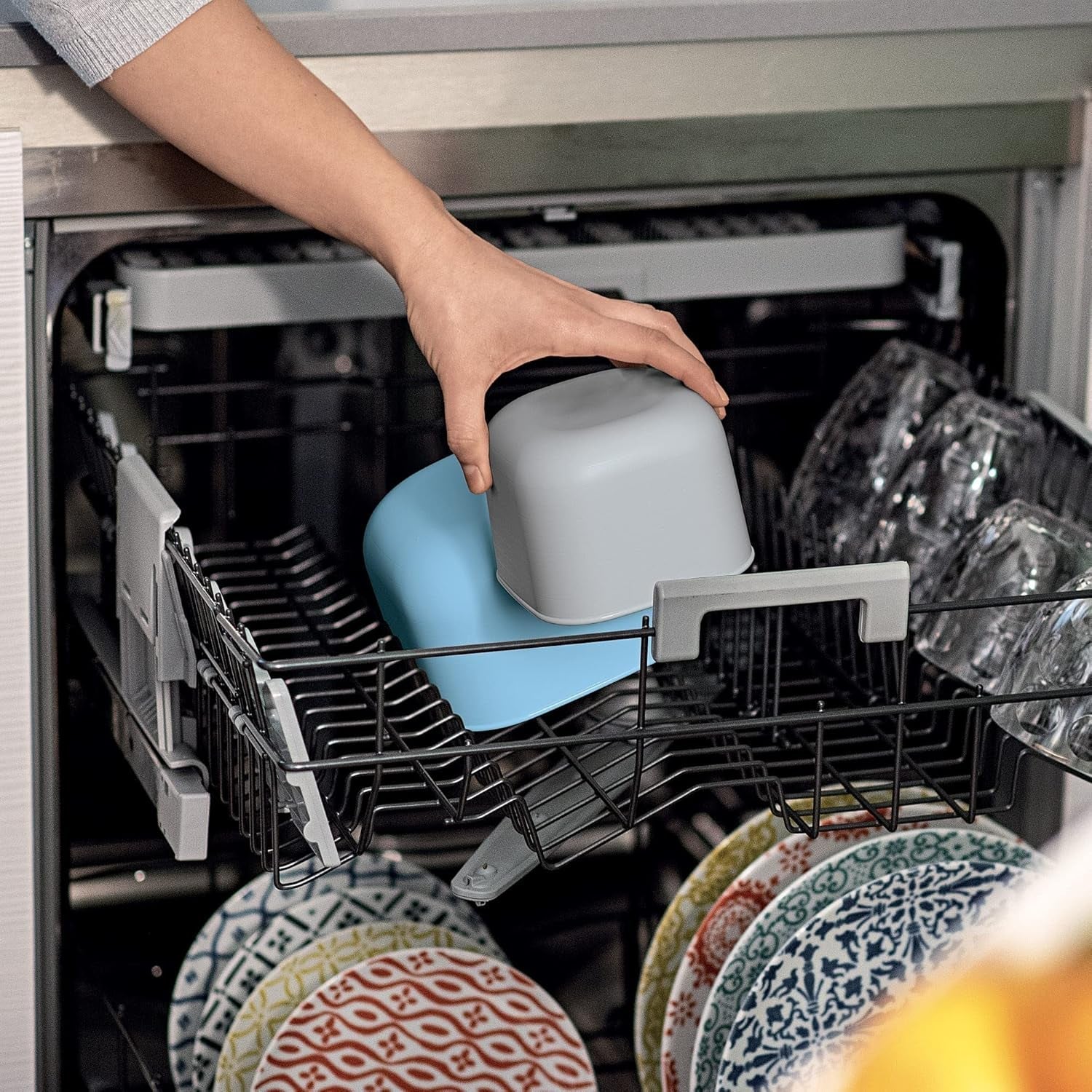 Guzzini - Kitchen Active Design, STORE&MORE Set 3 contenitori ermetici per frigo/freezer/microonde, alti - 19,5 x 19,5 x h12,3 cm | 750/1550/2800 cc- 17070852 Contenitori per alimenti Naty Shop