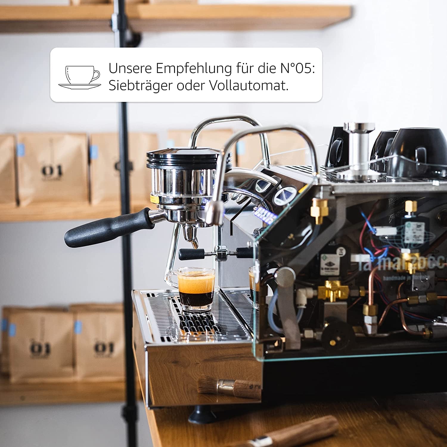 Espresso No. 1 – Miscela classica per espresso con 25% Robusta – Caffè in grani per macchine superautomatiche e portafiltro – grani interi – 750g