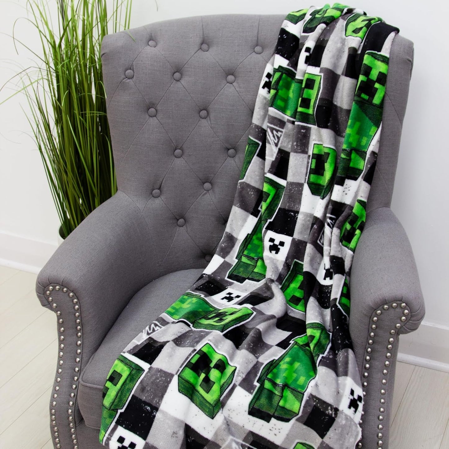 Coperta in pile ufficiale Minecraft World dei personaggi | Design Scribble reversibile su 2 lati, coperta super morbida e calda. Letti e coperte Besuche den Character World-Store