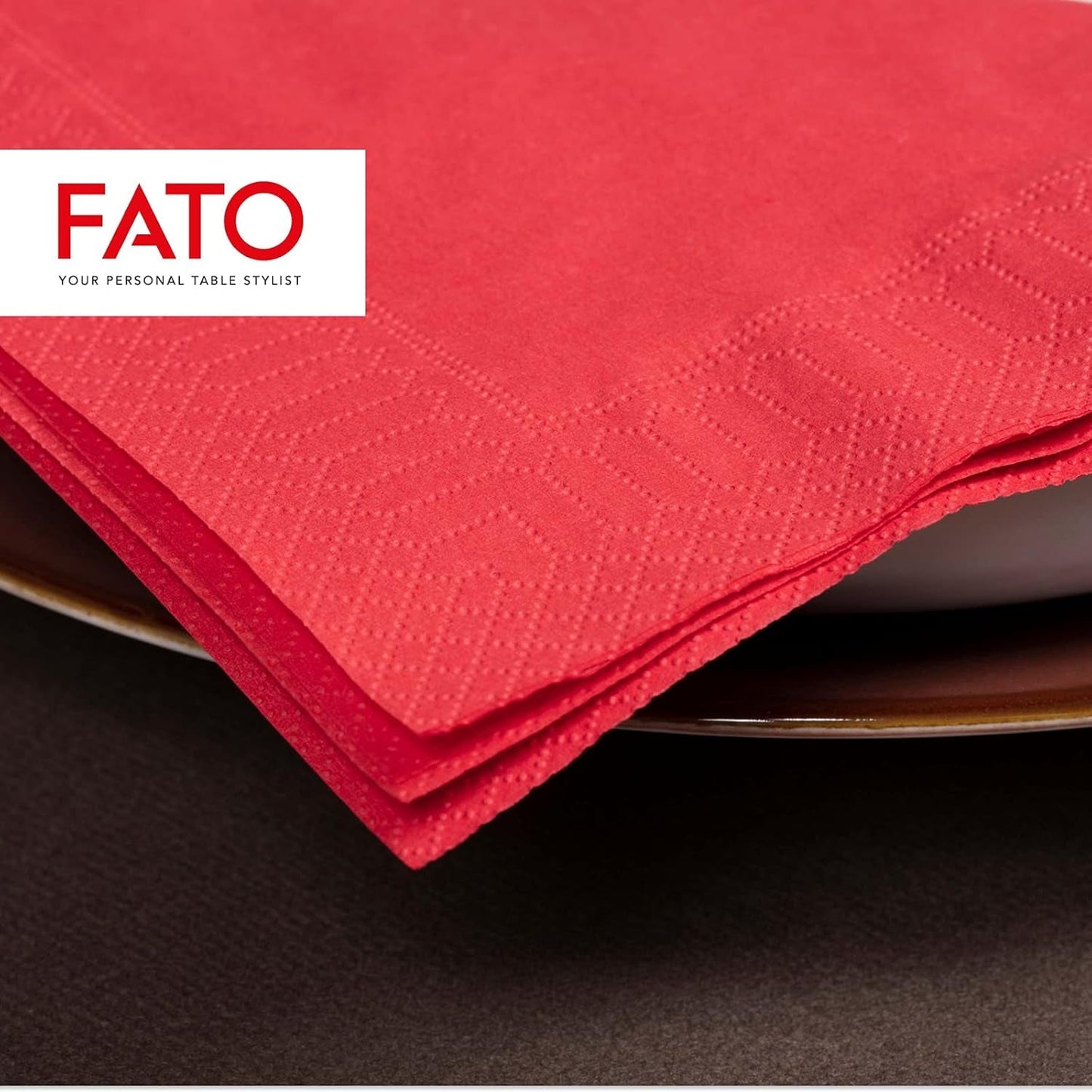 - Tovaglioli di carta usa e getta, ideali per aperitivi e cocktail, confezione da 100 tovaglioli, misura 24X24, 4 pieghe, 2 strati, colore rosso, carta di pura cellulosa 100%, certificata Fsc