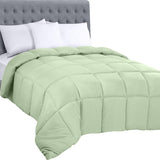 Biancheria da letto Utopia, piumino per tutte le stagioni, imbottitura in fibra siliconata da 250 g/m², per letto matrimoniale, cucito in scatola (matrimoniale XL grigio chiaro) Naty Shop Piumini e trapunte Queen Sage Glands (confezione da 1)