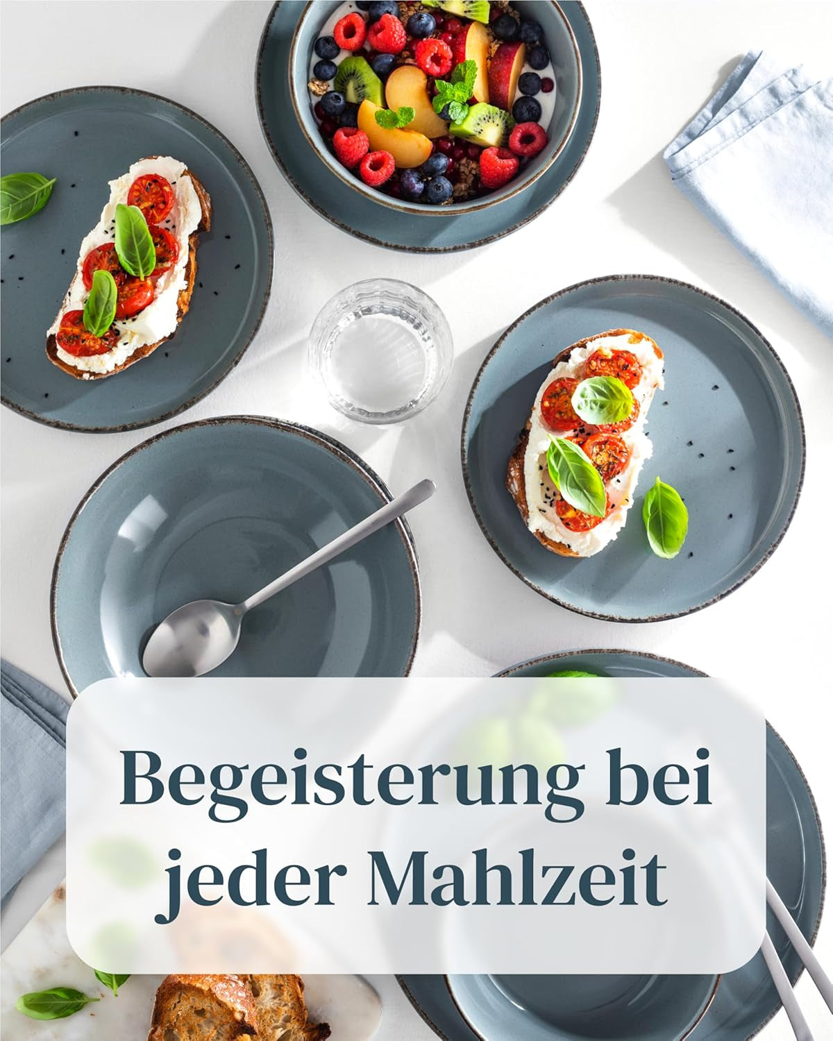 Steingut Geschirrset 12 Personen Rustico 36 tlg. TESTSIEGER, Hochwertiges Landhaussttil Steingut Geschirr Set, Schüssel- und Teller Set, Tafelservice 12 Personen, Geschirrsets Pure Living in Rauchblau