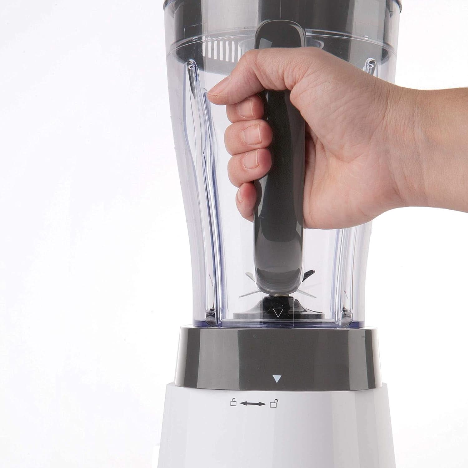 BLACK+DECKER Impastatrice | 500 W | 2 velocità | Funzione impulso | Tappeto in vetro | 1,5 l | Edelstahlmesser Mit 4 Klingen | Herausnehmbar Und Leicht Zu Reinigen | Weiß und Grau Cucina Naty Shop