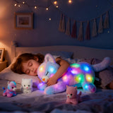 Gatto di Peluche Musicale a LED, Giocattolo Cantante Leggero, Mamma Gatta con 3 Gattini nella Pancia, Ninna Nanna Animata, Giocattolo Rilassante per Mamme, Bambini, Bambine, Arcobaleno, 45 cm