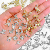 50 Stück Gold Nail Charms, 3D Shiny Nail Art Charms, Glitzersteine ​​​​Nägel Perle Legierung Nagel, Schmetterling Strasssteine ​​​​Nägel Charms, DIY Nail Art Zubehör, Für Mädchen Frauen