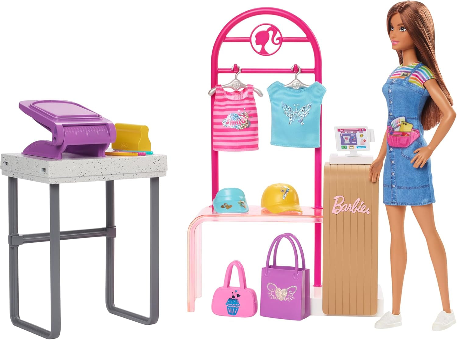 Barbie Fashion Boutique Playset - Bambola con motivi in ​​lamina, oltre 150 look originali, include 2 camicette e 5 fogli di lamina, appendiabiti e lettore di carte di credito, dai 3 anni in su, HKT78
