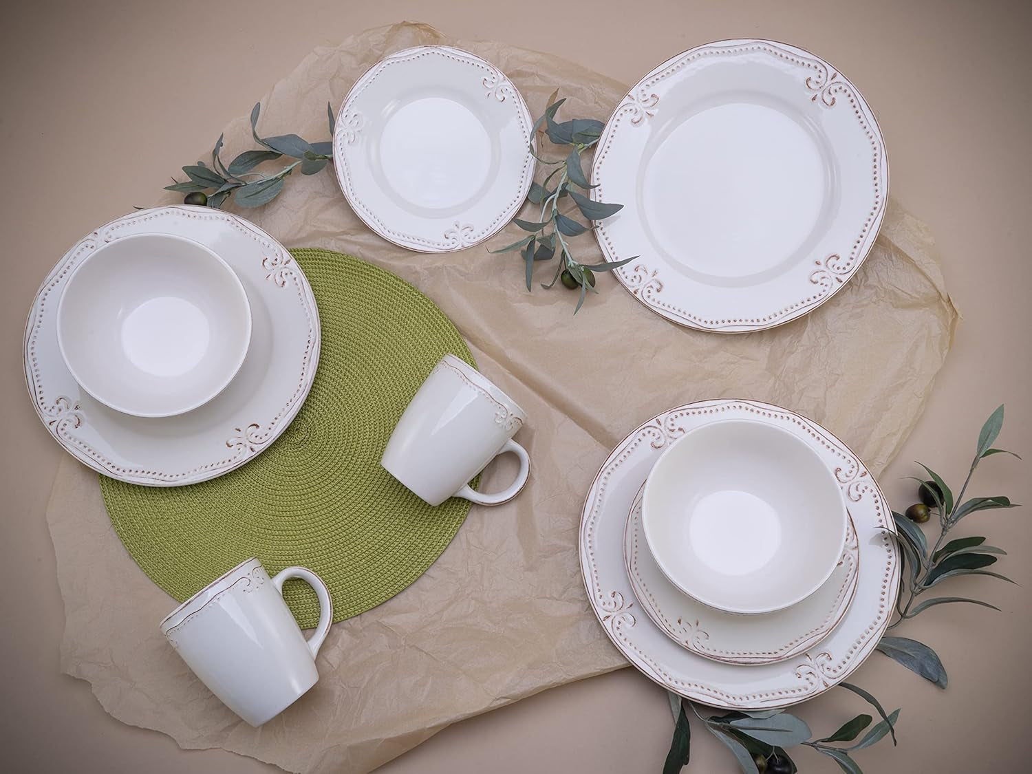 CreaTable, 23601, serie Romantic Vintage, set di stoviglie da 16 pezzi per 4 persone, servizio combinato in porcellana, lavabile in lavastoviglie e adatto al microonde, produzione di qualità