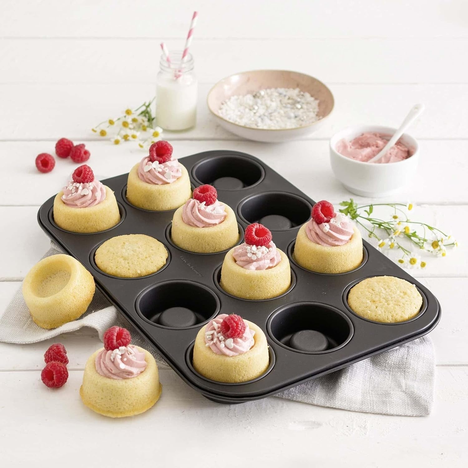 Zenker Cup-Cake-Backblech 12Er Set – Premium Antihaftbeschichtung, Für Perfekte Cupcakes, 385X265X30Mm, Hitzebeständig Bis 230°C Stampi e vassoi per cuocere Naty Shop