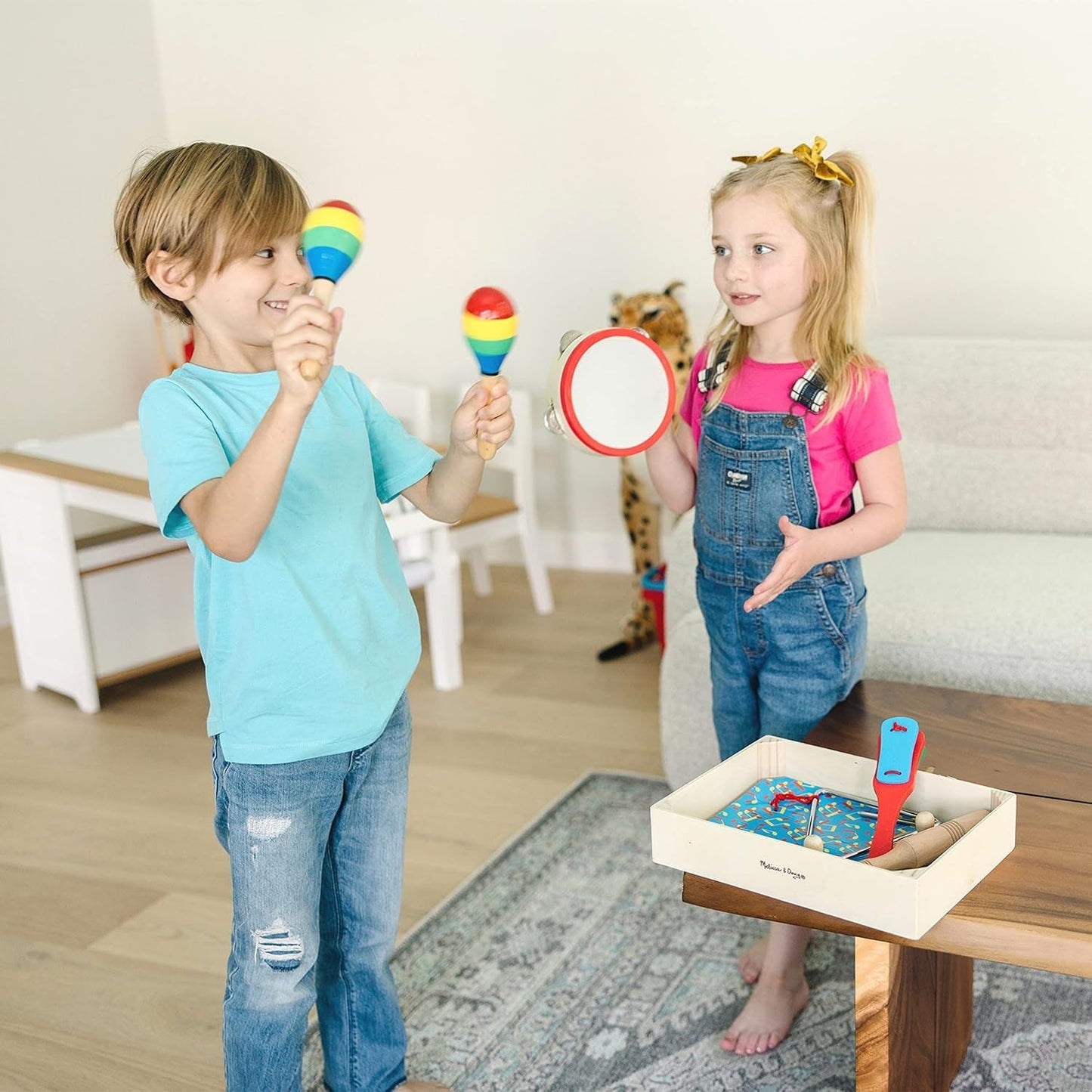 Melissa e Doug Una band in una scatola | Giocattoli educativi | Giocattoli musicali per bambini | 3+ | Regalo per ragazzi o ragazze Naty Shop Baby Toys