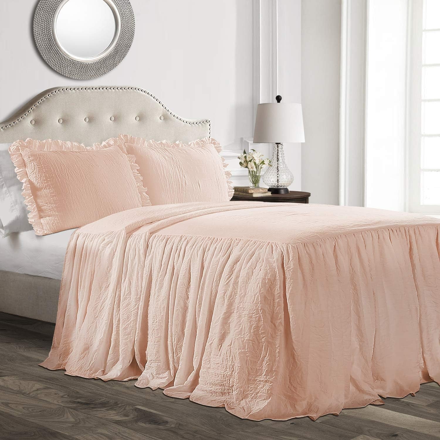 Lussuoso set di biancheria da letto con gonna a volant Set di biancheria da letto di lusso in 3 pezzi per la fattoria Elegante e affascinante dettaglio con volant Stile senza tempo e design classico Morbido e leggero King Size Lussuosi letti e trapunte Red Queen