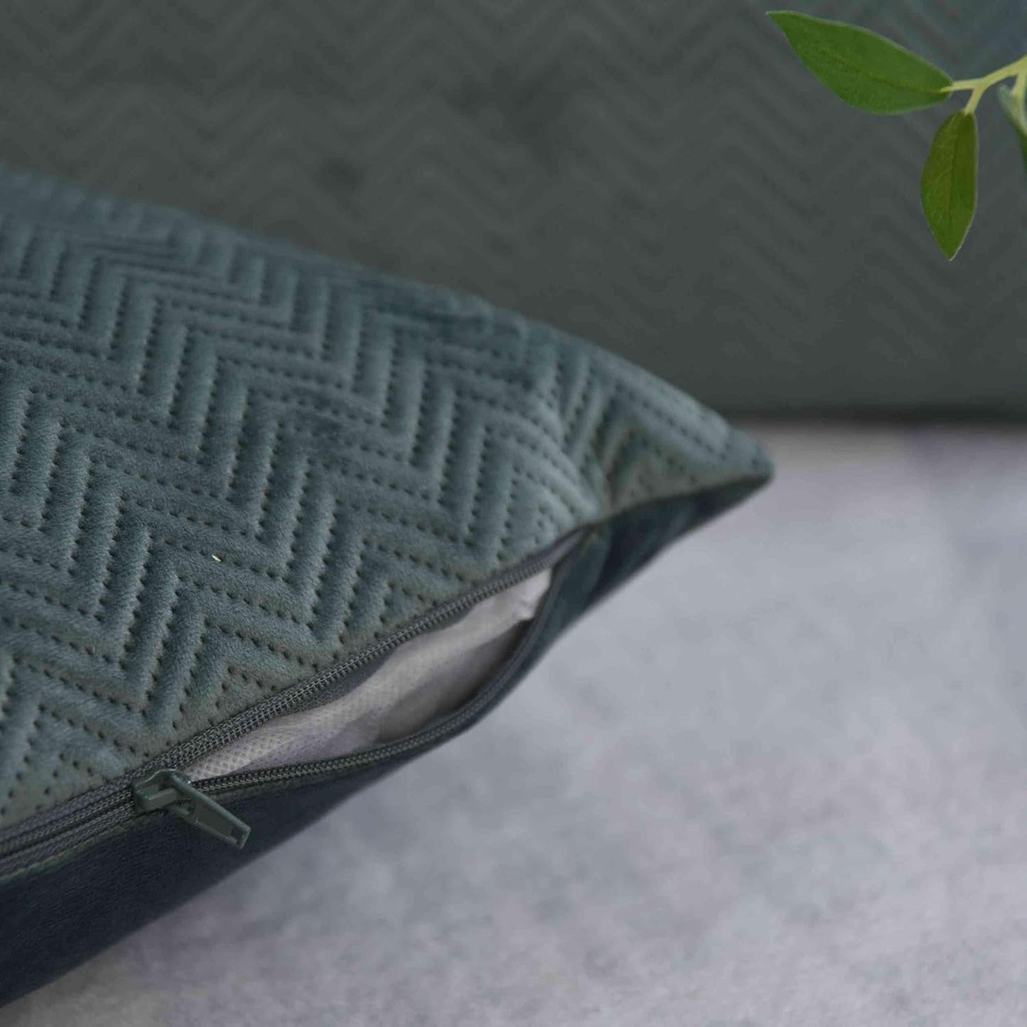 Tenda Box Cuscino Decorativo LxP 45X45 Cm Verde Jacquard "Greta" Con Design A Spina Di Pesce Facile Da Curare Chiusura Con Cerniera Imbottitura Morbida 320G - Varietà Di Colori, 2023510 Cuscini Da Viaggio Naty Shop
