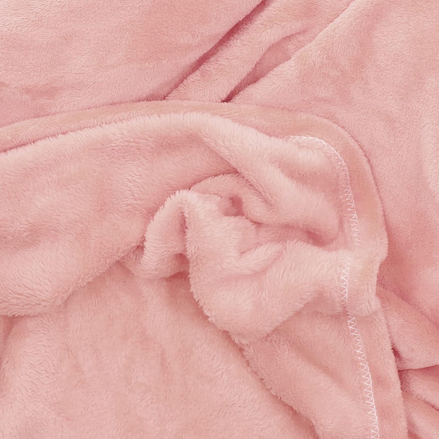 HOMLA Soffice e calda coperta in pile rosso - per divano e letto Comoda coperta Coperta per divano Coperta per soggiorno - di facile manutenzione 150 X 200 cm Letti e coperte rosa Besuche den HOMLA-Store