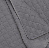 Piumino oversize Amazon Basics con rilievo, 170 X 210 cm, motivo a rombi grigio scuro Letti e coperte Richiedi il negozio Amazon Basics