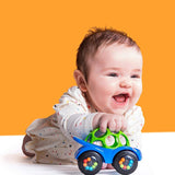 Bright Starts Oball Sonaglio Macchinina Giocattolo per attività motoria per neonati e bambini piccoli a partire da 3 mesi 1 pezzo Colore casuale Blu o Rosso Giocattoli per bambini Naty Shop