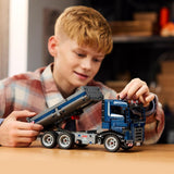 Giocattolo LEGO Technic Autocarro con cassone ribaltabile con volante e autocarro con cassone ribaltabile mobile - veicolo da costruzione blu - idea regalo per compleanni o vacanze - set di costruzione per ragazzi e ragazze a partire da 9 anni 42203 Set di costruzione Besuche den LEGO-Store