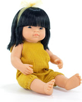 Bambola Miniland, 38 cm, ragazza asiatica. Prodotto in Spagna. Anatomicamente corretto. Collezione Io e il mio amico