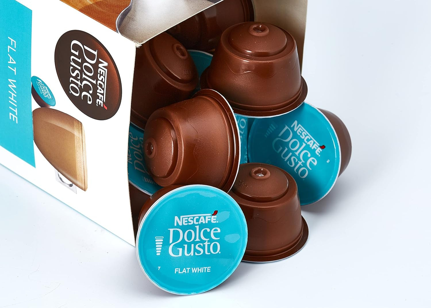 NESCAFÉ Dolce Gusto Flat White, 48 Kaffeekapseln, Arabica e Robusta Bohnen, Cremig-Milchiger Genuss, Kaffeekreation, Coffee-Shop Trend, Aromaversiegelte, Confezione da 9 (3x16 Kapseln)