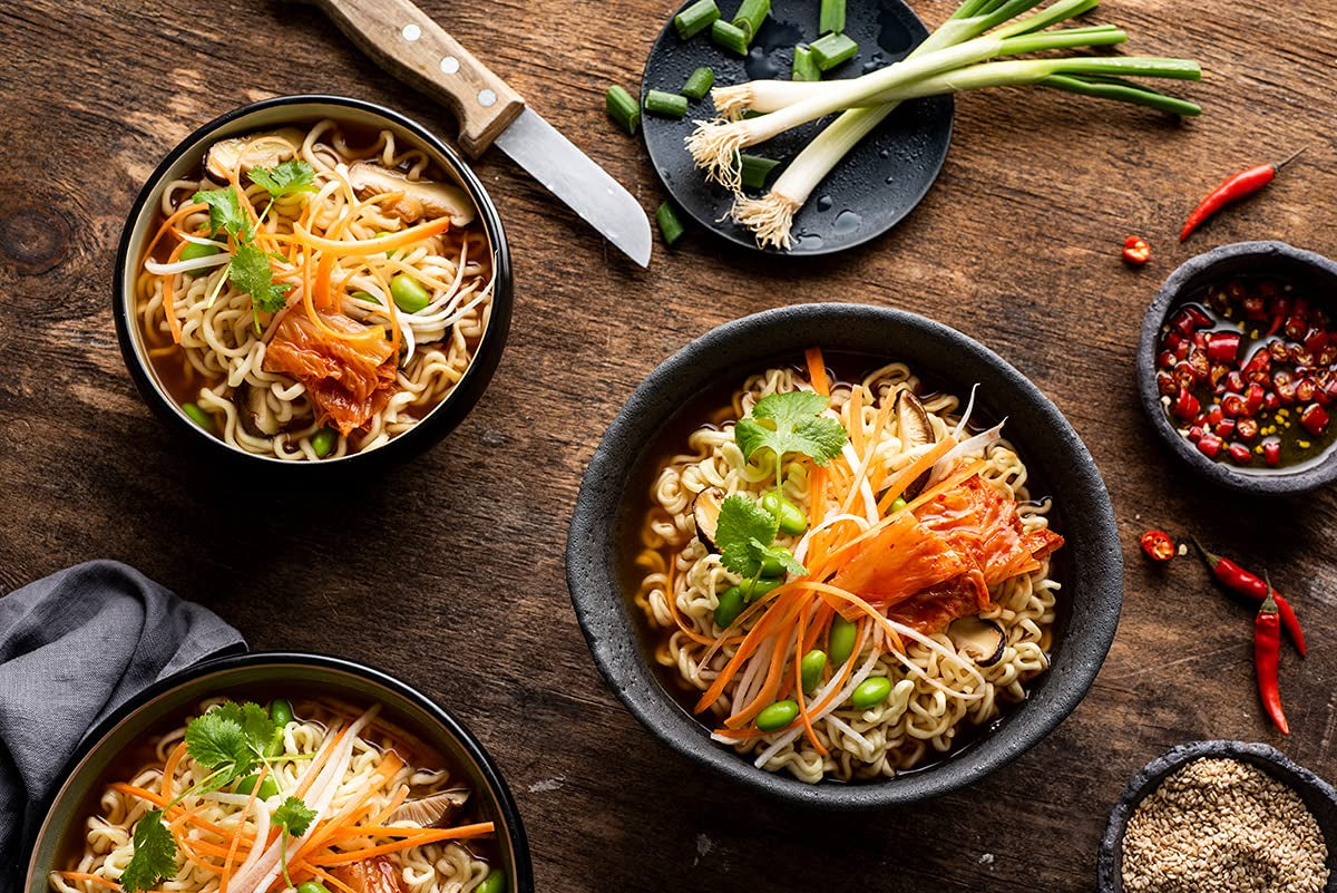 Noodles istantanei Nong Shim Kimchi Ramyun - Zuppa di ramen coreana in tazza - preparazione rapida - 1 confezione da 75g