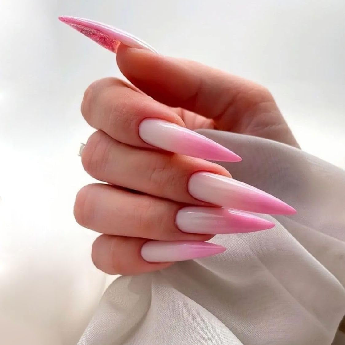Moonglow Unghie Lunghe Stiletto Bianco Latte Rosa Sfumato Glitter Unghie Finte Fresche Con Colla Unghie Artificiali Glitter Rosa Ombre