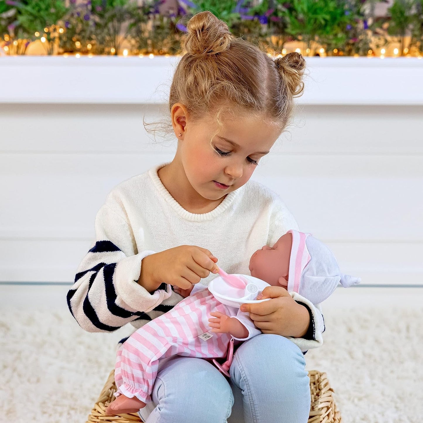 JC Toys - Berenguer Boutique bambola morbida e realistica a bocca aperta/chiusa da 38 cm, set regalo da 10 pezzi, biberon, sonaglio, ciuccio e accessori, rosa, dai 2 anni in su