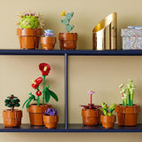 LEGO Icons Mini piante, 9 fiori artificiali costruibili, set da collezione botanico per adulti con vaso in terracotta costruibile, decorazione per la casa, regalo per donne e uomini 10329 Set da costruzione Besuche den LEGO-Store
