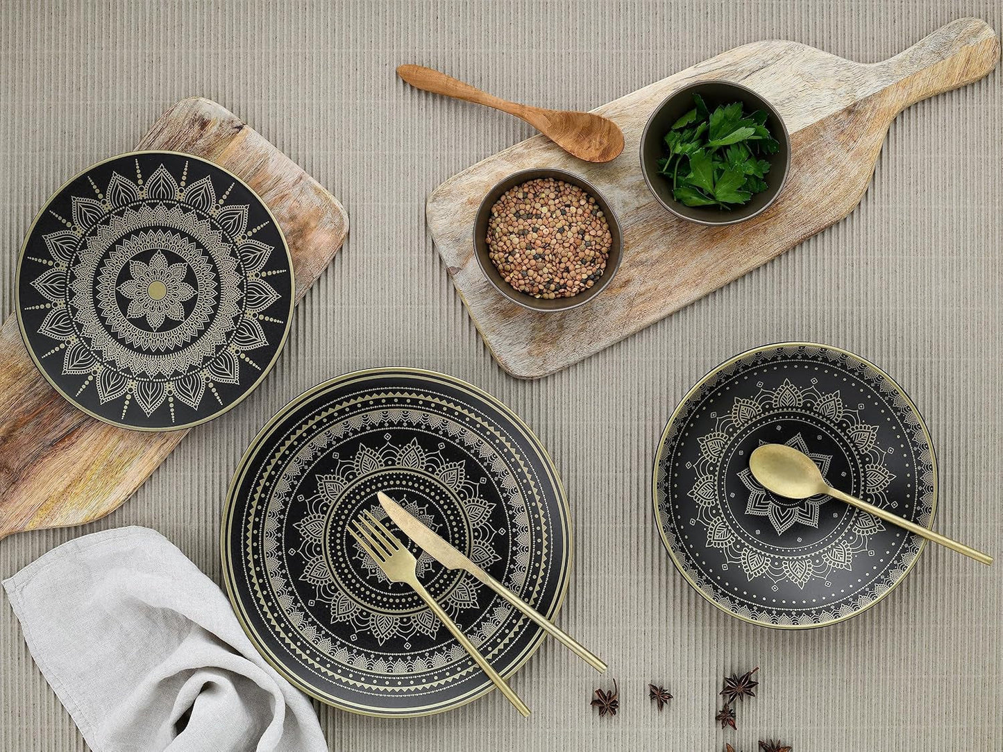 CreaTable, 23588, serie MANDALA GOLD - Nero, set di stoviglie da 12 pezzi, set di piatti in porcellana, lavabile in lavastoviglie e adatto al microonde, produzione di qualità