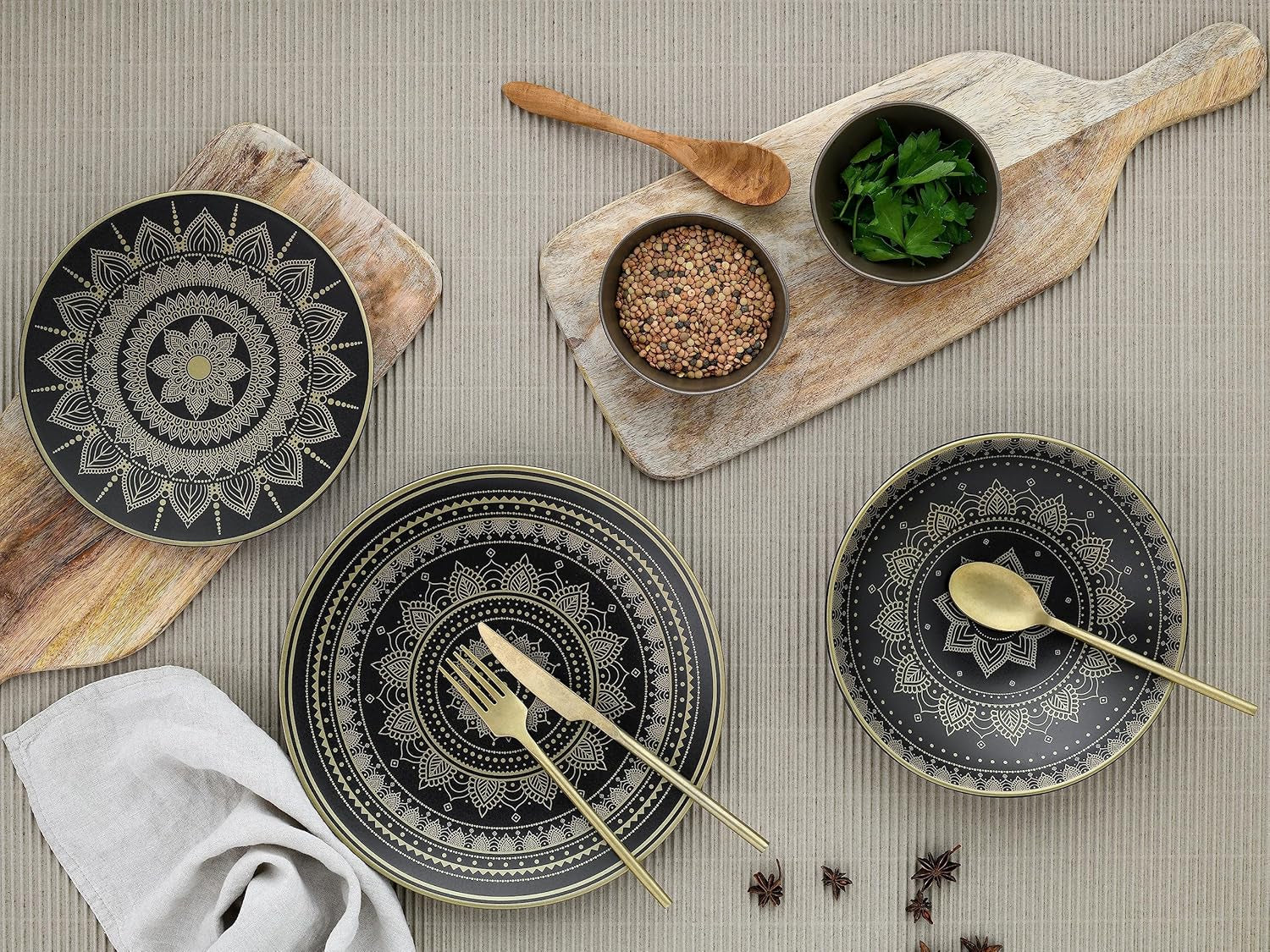 CreaTable, 23588, serie MANDALA GOLD - Nero, set di stoviglie da 12 pezzi, set di piatti in porcellana, lavabile in lavastoviglie e adatto al microonde, produzione di qualità