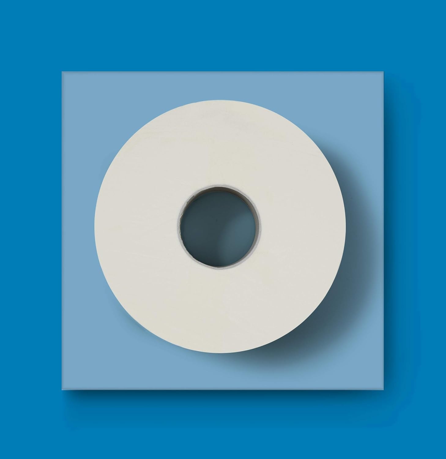 Carta igienica Amazoncommercial Mini Jumbo, senza profumazione, 2 veli, 6684 pezzi, 1 confezione da 12 rotoli, 557 fogli per rotolo, dimensioni foglio: 30,5 x 9 cm, bianco, compatibile con dispenser T2